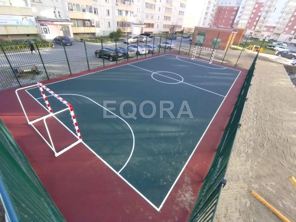 Устойчиво ли резиновое покрытие из крошки к химическим веществам в Одинцово?